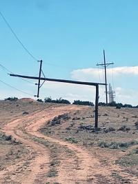 Broken pole in Ramah